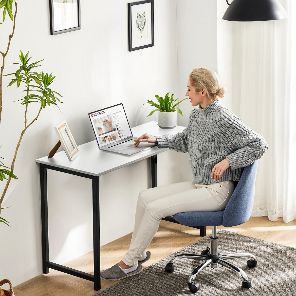 Sweetcrispy 81.3cm Compact Computer Desk White Black