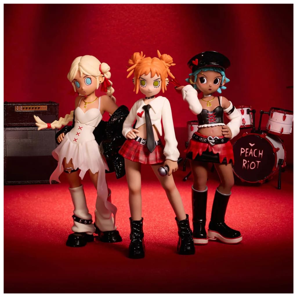 Peach Riot Bloody Valentine Figures